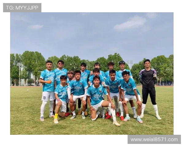 足球场上的旋律与激情会唱歌的足球明星们的多才多艺之旅