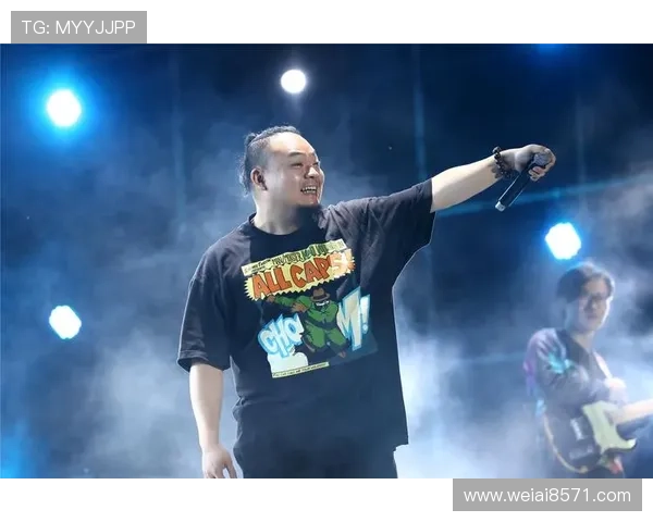 从青涩少年到足球明星的华丽转身与转场手势解析